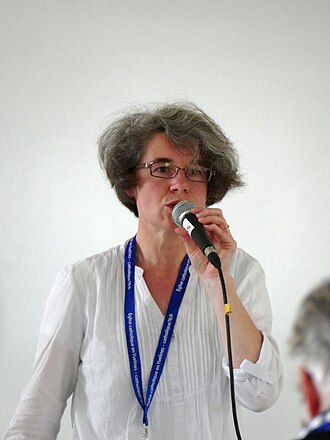 Portrait de Nathalie Becquart
