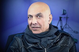 Portrait de Daryush Shokof