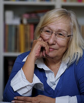 Portrait de Alev Alatlı