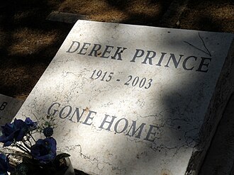 Portrait de Derek Prince