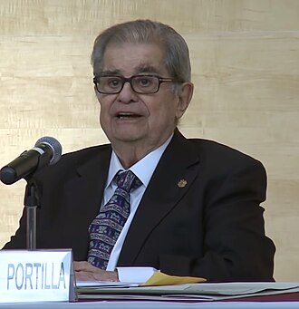 Portrait de Miguel León Portilla